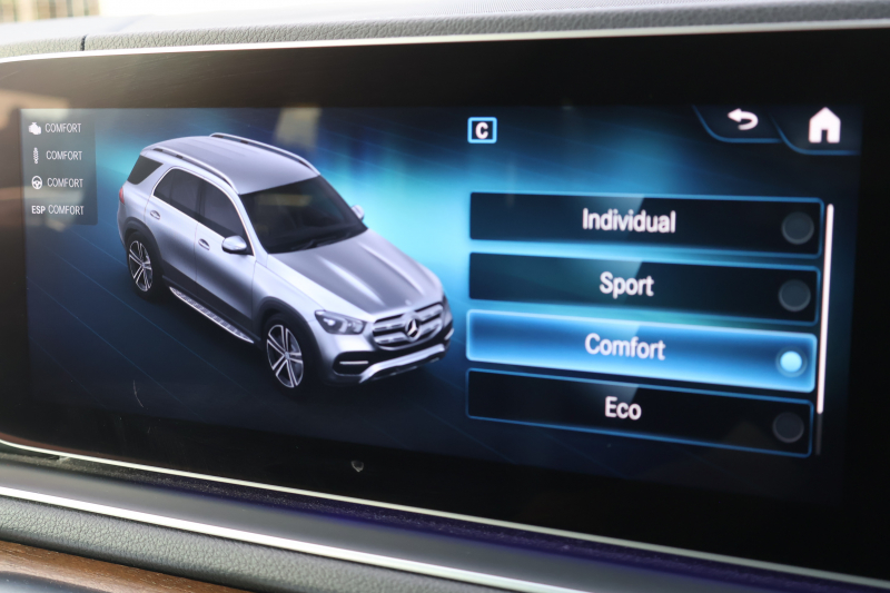 メルセデスベンツ GLE GLE450 4MATIC ｽﾎﾟｰﾂ(ISG搭載ﾓﾃﾞﾙ)　ﾚｻﾞｰｴｸｽｸﾙｰｼﾌﾞPKG AMGｽﾀｲﾘﾝｸﾞPKG ﾚｰﾀﾞｰｾｰﾌﾃｨPKG  ﾊﾟﾉﾗﾏSR 黒ﾅｯﾊﾟ革 ｼｰﾄﾋｰﾀｰ ﾍﾞﾝﾁﾚｰﾀｰ MBUX純正12.3ｲﾝﾁﾅﾋﾞTV 360°ｶﾒﾗ Burmester 温冷機能付ｶｯﾌﾟﾎﾙﾀﾞｰ HUD ﾏﾙﾁﾋﾞｰﾑLED AMG20ｲﾝﾁAW　2年保証