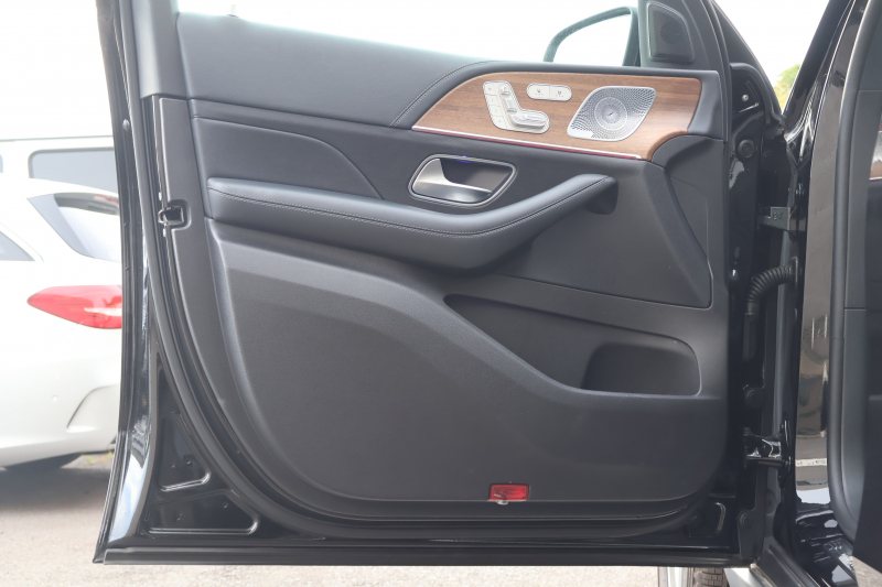メルセデスベンツ GLE GLE450 4MATIC ｽﾎﾟｰﾂ(ISG搭載ﾓﾃﾞﾙ)　ﾚｻﾞｰｴｸｽｸﾙｰｼﾌﾞPKG AMGｽﾀｲﾘﾝｸﾞPKG ﾚｰﾀﾞｰｾｰﾌﾃｨPKG  ﾊﾟﾉﾗﾏSR 黒ﾅｯﾊﾟ革 ｼｰﾄﾋｰﾀｰ ﾍﾞﾝﾁﾚｰﾀｰ MBUX純正12.3ｲﾝﾁﾅﾋﾞTV 360°ｶﾒﾗ Burmester 温冷機能付ｶｯﾌﾟﾎﾙﾀﾞｰ HUD ﾏﾙﾁﾋﾞｰﾑLED AMG20ｲﾝﾁAW　2年保証