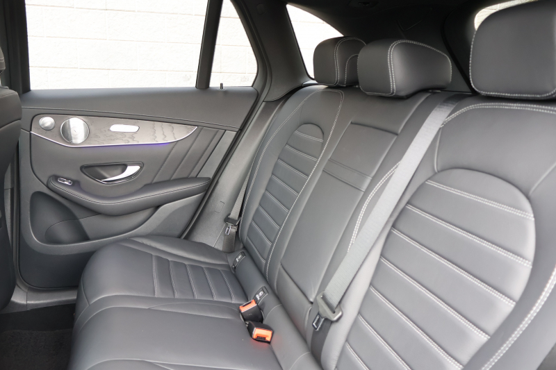AMG GLC GLC43 4MATIC　後期 ﾚｻﾞｰｴｸｽｸﾙｰｼﾌﾞPKG ﾚｰﾀﾞｰｾｰﾌﾃｨPKG ｴｱﾊﾞﾗﾝｽPKG 1ｵｰﾅｰ ﾊﾟﾉﾗﾏSR 黒革ｼｰﾄ ｼｰﾄﾋｰﾀ ﾍﾞﾝﾁﾚｰﾀ MBUX 純正10.25ｲﾝﾁﾅﾋﾞ地ﾃﾞｼﾞ ｺｯｸﾋﾟｯﾄDisp 360°ｶﾒﾗ Burmester PTS 電動Rｹﾞｰﾄ HUD AMG20ｲﾝﾁAW　2年保証