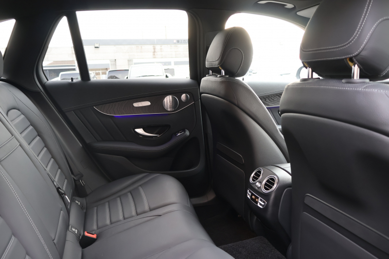 AMG GLC GLC43 4MATIC　後期 ﾚｻﾞｰｴｸｽｸﾙｰｼﾌﾞPKG ﾚｰﾀﾞｰｾｰﾌﾃｨPKG ｴｱﾊﾞﾗﾝｽPKG 1ｵｰﾅｰ ﾊﾟﾉﾗﾏSR 黒革ｼｰﾄ ｼｰﾄﾋｰﾀ ﾍﾞﾝﾁﾚｰﾀ MBUX 純正10.25ｲﾝﾁﾅﾋﾞ地ﾃﾞｼﾞ ｺｯｸﾋﾟｯﾄDisp 360°ｶﾒﾗ Burmester PTS 電動Rｹﾞｰﾄ HUD AMG20ｲﾝﾁAW　2年保証