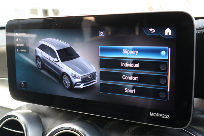AMG GLC GLC43 4MATIC　後期 ﾚｻﾞｰｴｸｽｸﾙｰｼﾌﾞPKG ﾚｰﾀﾞｰｾｰﾌﾃｨPKG ｴｱﾊﾞﾗﾝｽPKG 1ｵｰﾅｰ ﾊﾟﾉﾗﾏSR 黒革ｼｰﾄ ｼｰﾄﾋｰﾀ ﾍﾞﾝﾁﾚｰﾀ MBUX 純正10.25ｲﾝﾁﾅﾋﾞ地ﾃﾞｼﾞ ｺｯｸﾋﾟｯﾄDisp 360°ｶﾒﾗ Burmester PTS 電動Rｹﾞｰﾄ HUD AMG20ｲﾝﾁAW　2年保証