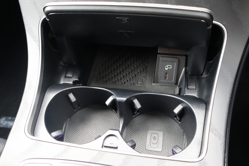 AMG GLC GLC43 4MATIC　後期 ﾚｻﾞｰｴｸｽｸﾙｰｼﾌﾞPKG ﾚｰﾀﾞｰｾｰﾌﾃｨPKG ｴｱﾊﾞﾗﾝｽPKG 1ｵｰﾅｰ ﾊﾟﾉﾗﾏSR 黒革ｼｰﾄ ｼｰﾄﾋｰﾀ ﾍﾞﾝﾁﾚｰﾀ MBUX 純正10.25ｲﾝﾁﾅﾋﾞ地ﾃﾞｼﾞ ｺｯｸﾋﾟｯﾄDisp 360°ｶﾒﾗ Burmester PTS 電動Rｹﾞｰﾄ HUD AMG20ｲﾝﾁAW　2年保証