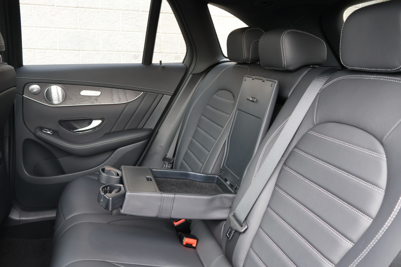AMG GLC GLC43 4MATIC　後期 ﾚｻﾞｰｴｸｽｸﾙｰｼﾌﾞPKG ﾚｰﾀﾞｰｾｰﾌﾃｨPKG ｴｱﾊﾞﾗﾝｽPKG 1ｵｰﾅｰ ﾊﾟﾉﾗﾏSR 黒革ｼｰﾄ ｼｰﾄﾋｰﾀ ﾍﾞﾝﾁﾚｰﾀ MBUX 純正10.25ｲﾝﾁﾅﾋﾞ地ﾃﾞｼﾞ ｺｯｸﾋﾟｯﾄDisp 360°ｶﾒﾗ Burmester PTS 電動Rｹﾞｰﾄ HUD AMG20ｲﾝﾁAW　2年保証