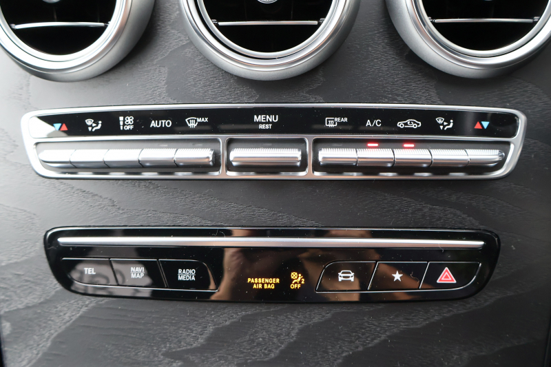 メルセデスベンツ GLCクーペ GLC220d 4MATIC ｸｰﾍﾟ AMGﾗｲﾝ　後期型 ﾚｻﾞｰｴｸｽｸﾙｰｼﾌﾞPKG ﾚｰﾀﾞｰｾｰﾌﾃｨPKG ｴｱﾊﾞﾗﾝｽPKG ｶﾞﾗｽSR 黒革 ｼｰﾄﾋｰﾀ ﾍﾞﾝﾁﾚｰﾀ MBUX 純正10.25ｲﾝﾁﾅﾋﾞ地ﾃﾞｼﾞ ｺｯｸﾋﾟｯﾄDisp 360°ｶﾒﾗ Burmester 電動Rｹﾞｰﾄ HUD AMG19ｲﾝﾁAW　2年保証