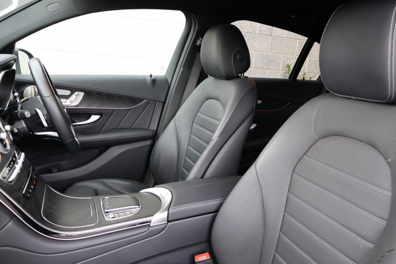 メルセデスベンツ GLCクーペ GLC220d 4MATIC ｸｰﾍﾟ AMGﾗｲﾝ　後期型 ﾚｻﾞｰｴｸｽｸﾙｰｼﾌﾞPKG ﾚｰﾀﾞｰｾｰﾌﾃｨPKG ｴｱﾊﾞﾗﾝｽPKG ｶﾞﾗｽSR 黒革 ｼｰﾄﾋｰﾀ ﾍﾞﾝﾁﾚｰﾀ MBUX 純正10.25ｲﾝﾁﾅﾋﾞ地ﾃﾞｼﾞ ｺｯｸﾋﾟｯﾄDisp 360°ｶﾒﾗ Burmester 電動Rｹﾞｰﾄ HUD AMG19ｲﾝﾁAW　2年保証
