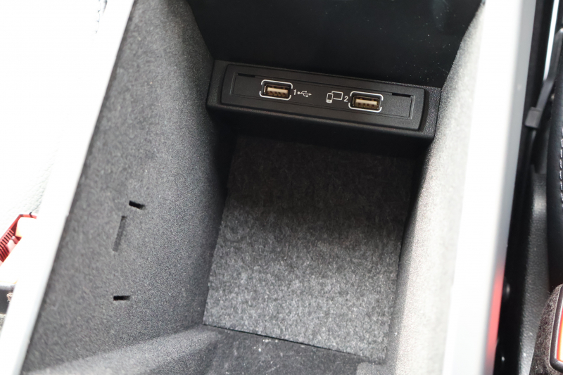 メルセデスベンツ Gクラス G350d　最終ﾓﾃﾞﾙ 特別ﾎﾞﾃﾞｨｶﾗｰ ﾗｸﾞｼﾞｭｱﾘｰPKG ｴｸｽﾃﾘｱｽﾃﾝﾚｽPKG ｸﾛｰﾑPKG ﾃﾞｨｽﾄﾛﾆｯｸ&BSM 7AT SR 黒革ｼｰﾄ ﾒﾓﾘｰ付Pｼｰﾄ 全席ﾋｰﾀｰ 純正8ｲﾝﾁﾜｲﾄﾞﾅﾋﾞ地ﾃﾞｼﾞ Bｶﾒﾗ harman/kardon LOGIC7ｻﾗｳﾝﾄﾞ AppleCarPlay PTS ｷｾﾉﾝ 純正18ｲﾝﾁAW　2年保証