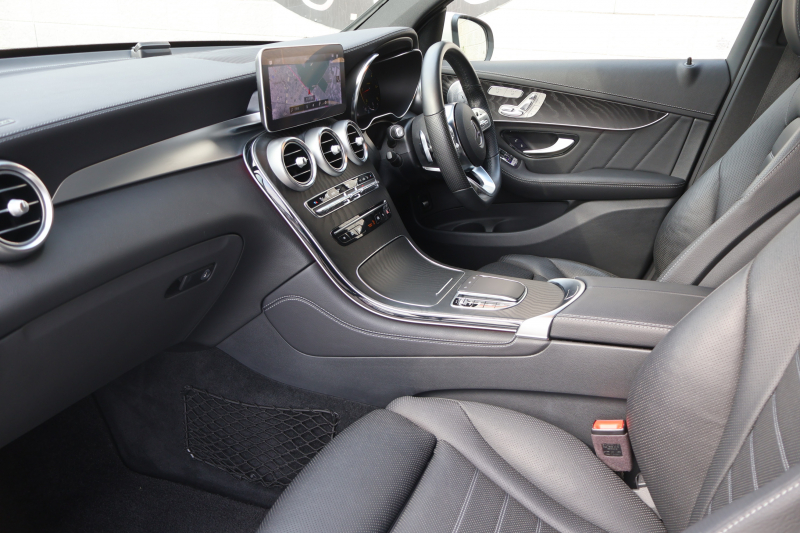 メルセデスベンツ GLC GLC220d 4MATIC ｸｰﾍﾟ AMGﾗｲﾝ　後期型 ﾚｻﾞｰｴｸｽｸﾙｰｼﾌﾞPKG ﾚｰﾀﾞｰｾｰﾌﾃｨPKG ｴｱﾊﾞﾗﾝｽPKG ｶﾞﾗｽSR 黒革 ｼｰﾄﾋｰﾀ ﾍﾞﾝﾁﾚｰﾀ MBUX 純正10.25ｲﾝﾁﾅﾋﾞ地ﾃﾞｼﾞ ｺｯｸﾋﾟｯﾄDisp 360°ｶﾒﾗ Burmester 電動Rｹﾞｰﾄ HUD AMG19ｲﾝﾁAW　2年保証
