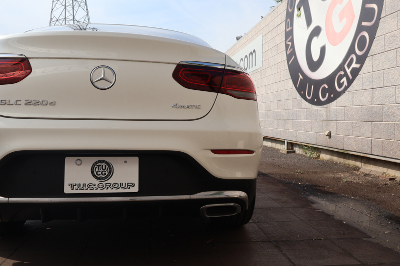 メルセデスベンツ GLC GLC220d 4MATIC ｸｰﾍﾟ AMGﾗｲﾝ　後期型 ﾚｻﾞｰｴｸｽｸﾙｰｼﾌﾞPKG ﾚｰﾀﾞｰｾｰﾌﾃｨPKG ｴｱﾊﾞﾗﾝｽPKG ｶﾞﾗｽSR 黒革 ｼｰﾄﾋｰﾀ ﾍﾞﾝﾁﾚｰﾀ MBUX 純正10.25ｲﾝﾁﾅﾋﾞ地ﾃﾞｼﾞ ｺｯｸﾋﾟｯﾄDisp 360°ｶﾒﾗ Burmester 電動Rｹﾞｰﾄ HUD AMG19ｲﾝﾁAW　2年保証