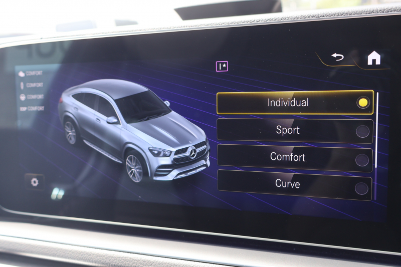 メルセデスベンツ GLE GLE400d 4MATIC ｸｰﾍﾟ ｽﾎﾟｰﾂ　E-ACTIVE BODY CONTROLPKG ﾚｰﾀﾞｰｾｰﾌﾃｨPKG ｴﾅｼﾞｬｲｼﾞﾝｸﾞPKG 1ｵｰﾅｰ ﾊﾟﾉﾗﾏSR 黒ﾅｯﾊﾟ革 ｼｰﾄﾋｰﾀｰ ﾍﾞﾝﾁﾚｰﾀｰ 純正12.3ｲﾝﾁﾅﾋﾞTV MBUX Burmester ﾌｯﾄﾄﾗﾝｸOP 温冷ｶｯﾌﾟﾎﾙﾀﾞｰ HUD LEDﾗｲﾄ AMG21ｲﾝﾁAW　2年保証