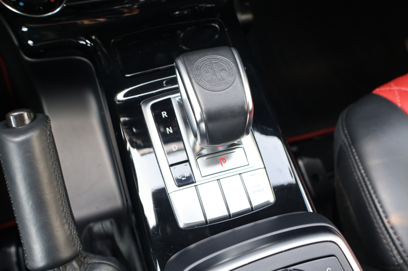 AMG Gクラス G63　左ﾊﾝﾄﾞﾙ designoｴｸｽｸﾙｰｼﾌﾞｲﾝﾃﾘｱPKG ﾃﾞｨｽﾄﾛﾆｯｸ&BSM 7AT SR designoｸﾗｼｯｸﾚｯﾄﾞ/ﾌﾞﾗｯｸ革ｼｰﾄ ｼｰﾄﾋｰﾀｰ ﾍﾞﾝﾁﾚｰﾀｰ 純正ﾅﾋﾞ地ﾃﾞｼﾞ harman/kardonｻﾗｳﾝﾄﾞ Bﾓﾆﾀｰ PTS ｷｾﾉﾝﾗｲﾄ AMG20ｲﾝﾁAW　2年保証