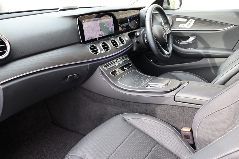 メルセデスベンツ Eクラス E220d 4MATIC ｵｰﾙﾃﾚｲﾝ　後期型 ｴｸｽｸﾙｰｼﾌﾞPKG ｴﾅｼﾞｬｲｼﾞﾝｸﾞPKG ﾚｰﾀﾞｰｾｰﾌﾃｨPKG ﾊﾟﾉﾗﾏSR ﾌﾞﾗｯｸ革 ｼｰﾄﾋｰﾀ ﾍﾞﾝﾁﾚｰﾀ MBUX AR12.3ｲﾝﾁﾅﾋﾞ地ﾃﾞｼﾞ Burmester ﾜｲﾔﾚｽﾁｬｰｼﾞﾝｸﾞ HUD ｴｱｻｽ 純正19ｲﾝﾁAW　2年保証