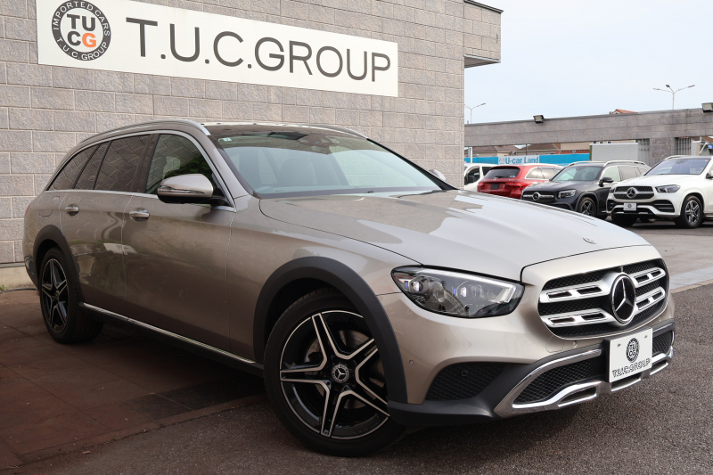 メルセデスベンツ Eクラス E220d 4MATIC ｵｰﾙﾃﾚｲﾝ　後期型 ｴｸｽｸﾙｰｼﾌﾞPKG ｴﾅｼﾞｬｲｼﾞﾝｸﾞPKG ﾚｰﾀﾞｰｾｰﾌﾃｨPKG ﾊﾟﾉﾗﾏSR ﾌﾞﾗｯｸ革 ｼｰﾄﾋｰﾀ ﾍﾞﾝﾁﾚｰﾀ MBUX AR12.3ｲﾝﾁﾅﾋﾞ地ﾃﾞｼﾞ Burmester ﾜｲﾔﾚｽﾁｬｰｼﾞﾝｸﾞ HUD ｴｱｻｽ 純正19ｲﾝﾁAW　2年保証