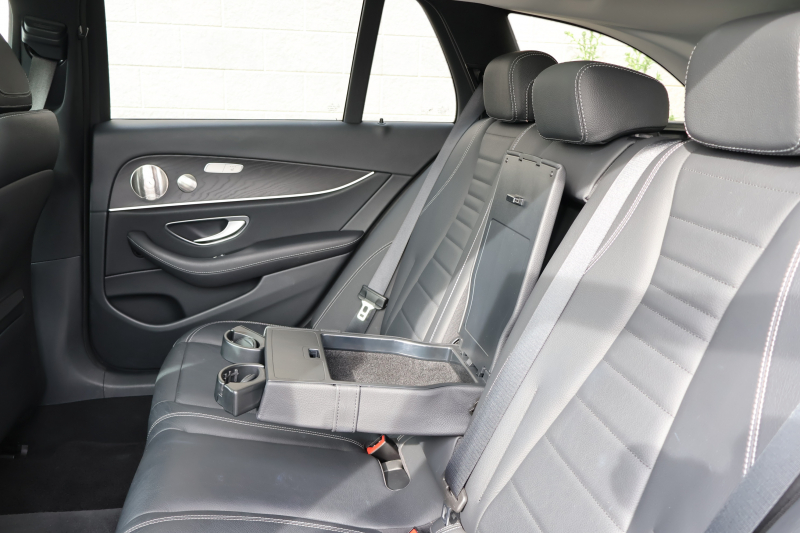メルセデスベンツ Eクラス E220d 4MATIC ｵｰﾙﾃﾚｲﾝ　後期型 ｴｸｽｸﾙｰｼﾌﾞPKG ｴﾅｼﾞｬｲｼﾞﾝｸﾞPKG ﾚｰﾀﾞｰｾｰﾌﾃｨPKG ﾊﾟﾉﾗﾏSR ﾌﾞﾗｯｸ革 ｼｰﾄﾋｰﾀ ﾍﾞﾝﾁﾚｰﾀ MBUX AR12.3ｲﾝﾁﾅﾋﾞ地ﾃﾞｼﾞ Burmester ﾜｲﾔﾚｽﾁｬｰｼﾞﾝｸﾞ HUD ｴｱｻｽ 純正19ｲﾝﾁAW　2年保証
