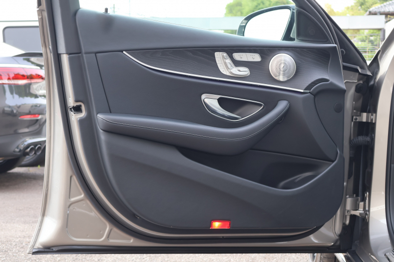 メルセデスベンツ Eクラス E220d 4MATIC ｵｰﾙﾃﾚｲﾝ　後期型 ｴｸｽｸﾙｰｼﾌﾞPKG ｴﾅｼﾞｬｲｼﾞﾝｸﾞPKG ﾚｰﾀﾞｰｾｰﾌﾃｨPKG ﾊﾟﾉﾗﾏSR ﾌﾞﾗｯｸ革 ｼｰﾄﾋｰﾀ ﾍﾞﾝﾁﾚｰﾀ MBUX AR12.3ｲﾝﾁﾅﾋﾞ地ﾃﾞｼﾞ Burmester ﾜｲﾔﾚｽﾁｬｰｼﾞﾝｸﾞ HUD ｴｱｻｽ 純正19ｲﾝﾁAW　2年保証