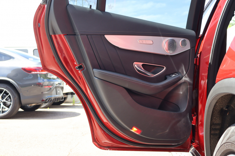 メルセデスベンツ GLC GLC250 4MATIC ｽﾎﾟｰﾂ(本革仕様)　AMGｽﾀｲﾘﾝｸﾞPKG ｴｱﾊﾞﾗﾝｽPKG ﾚｰﾀﾞｰｾｰﾌﾃｨPKG  ﾊﾟﾉﾗﾐｯｸSR 黒革ｼｰﾄ ｼｰﾄﾋｰﾀｰ ｷｰﾚｽGO 純正ﾅﾋﾞ地ﾃﾞｼﾞ 360度ｶﾒﾗｼｽﾃﾑ Burmester  電動Rｹﾞｰﾄ ﾌｯﾄﾄﾗﾝｸOP LEDﾍｯﾄﾞPTS ﾗﾝﾆﾝｸﾞﾎﾞｰﾄﾞ AMG19ｲﾝﾁAW　2年保証