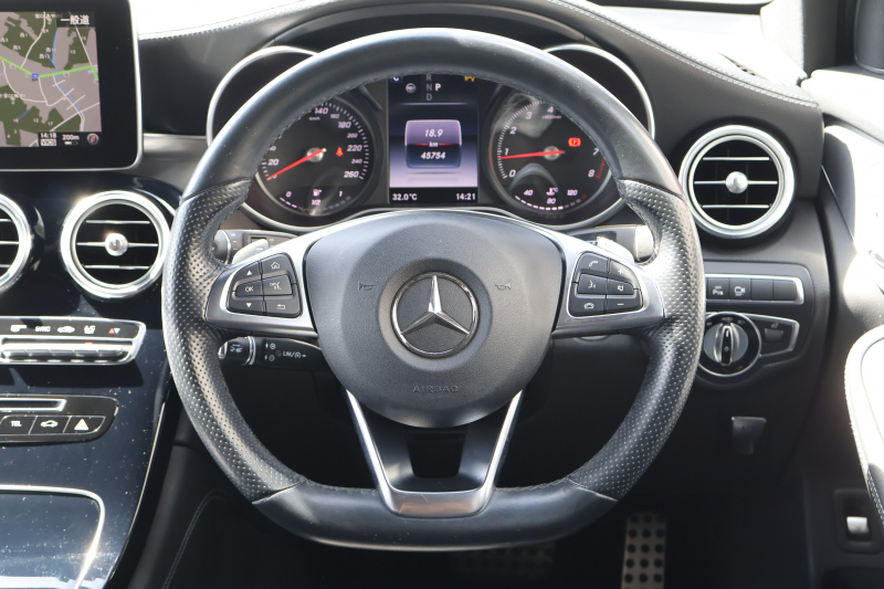 メルセデスベンツ GLC GLC250 4MATIC ｽﾎﾟｰﾂ(本革仕様)　AMGｽﾀｲﾘﾝｸﾞPKG ｴｱﾊﾞﾗﾝｽPKG ﾚｰﾀﾞｰｾｰﾌﾃｨPKG  ﾊﾟﾉﾗﾐｯｸSR 黒革ｼｰﾄ ｼｰﾄﾋｰﾀｰ ｷｰﾚｽGO 純正ﾅﾋﾞ地ﾃﾞｼﾞ 360度ｶﾒﾗｼｽﾃﾑ Burmester  電動Rｹﾞｰﾄ ﾌｯﾄﾄﾗﾝｸOP LEDﾍｯﾄﾞPTS ﾗﾝﾆﾝｸﾞﾎﾞｰﾄﾞ AMG19ｲﾝﾁAW　2年保証