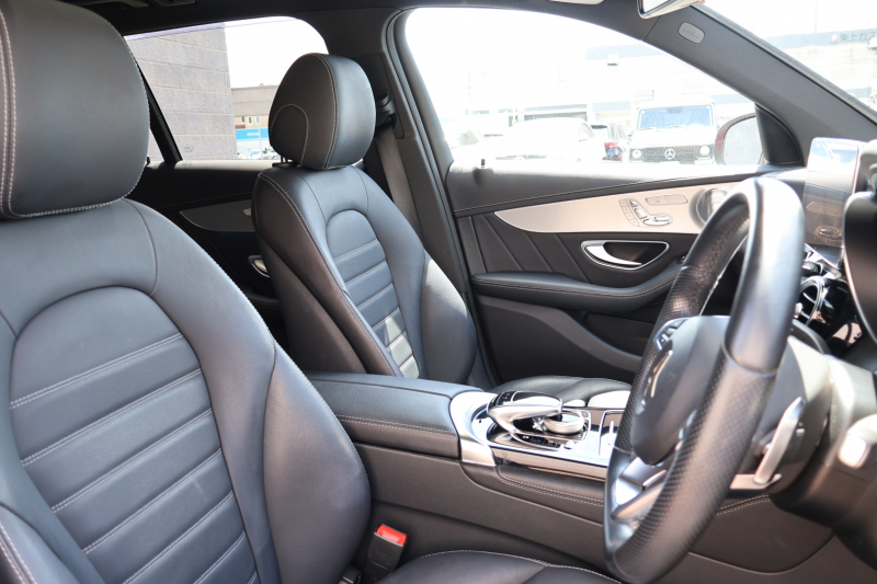 メルセデスベンツ GLC GLC250 4MATIC ｽﾎﾟｰﾂ(本革仕様)　AMGｽﾀｲﾘﾝｸﾞPKG ｴｱﾊﾞﾗﾝｽPKG ﾚｰﾀﾞｰｾｰﾌﾃｨPKG  ﾊﾟﾉﾗﾐｯｸSR 黒革ｼｰﾄ ｼｰﾄﾋｰﾀｰ ｷｰﾚｽGO 純正ﾅﾋﾞ地ﾃﾞｼﾞ 360度ｶﾒﾗｼｽﾃﾑ Burmester  電動Rｹﾞｰﾄ ﾌｯﾄﾄﾗﾝｸOP LEDﾍｯﾄﾞPTS ﾗﾝﾆﾝｸﾞﾎﾞｰﾄﾞ AMG19ｲﾝﾁAW　2年保証