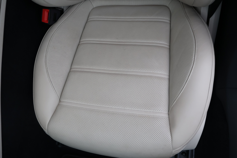 AMG Eクラス E43 4MATIC ｽﾃｰｼｮﾝﾜｺﾞﾝ　ｴｸｽｸﾙｰｼﾌﾞPKG ﾚｰﾀﾞｰｾｰﾌﾃｨPKG ｴｱﾊﾞﾗﾝｽPKG ﾍﾞｰｼﾞｭﾅｯﾊﾟ革 ｼｰﾄﾋｰﾀｰ ﾍﾞﾝﾁﾚｰﾀｰ 純正12.3ｲﾝﾁﾅﾋﾞ地ﾃﾞｼﾞ 360°ｶﾒﾗ Burmesterｻﾗｳﾝﾄﾞ Applecarplay Android Auto ﾌｯﾄﾄﾗﾝｸOP ﾏﾙﾁﾋﾞｰﾑLED AMG20AW　2年保証