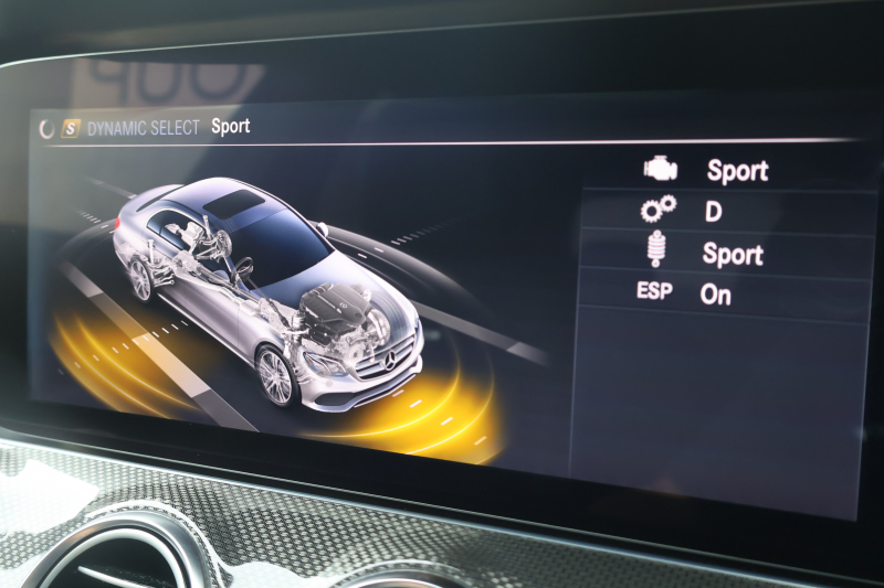 AMG Eクラス E43 4MATIC　ｴｸｽｸﾙｰｼﾌﾞPKG ﾚｰﾀﾞｰｾｰﾌﾃｨPKG ｴｱﾊﾞﾗﾝｽPKG 黒ﾅｯﾊﾟ革 ｼｰﾄﾋｰﾀｰ ﾍﾞﾝﾁﾚｰﾀｰ 純正12.3ｲﾝﾁﾅﾋﾞ地ﾃﾞｼﾞ 360°ｶﾒﾗ Burmesterｻﾗｳﾝﾄﾞ AppleCarPlay Android Auto ﾌｯﾄﾄﾗﾝｸOP ﾏﾙﾁﾋﾞｰﾑLED AMG20AW　2年保証