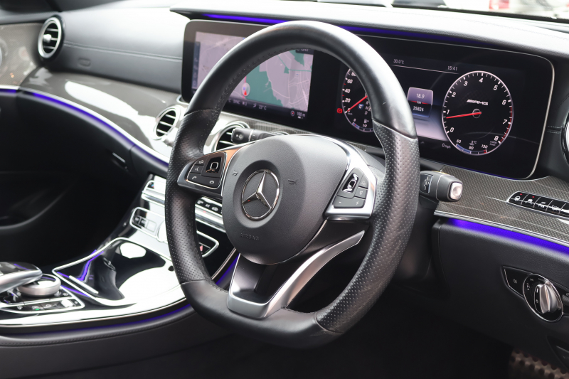 AMG Eクラス E43 4MATIC　ｴｸｽｸﾙｰｼﾌﾞPKG ﾚｰﾀﾞｰｾｰﾌﾃｨPKG ｴｱﾊﾞﾗﾝｽPKG 黒ﾅｯﾊﾟ革 ｼｰﾄﾋｰﾀｰ ﾍﾞﾝﾁﾚｰﾀｰ 純正12.3ｲﾝﾁﾅﾋﾞ地ﾃﾞｼﾞ 360°ｶﾒﾗ Burmesterｻﾗｳﾝﾄﾞ AppleCarPlay Android Auto ﾌｯﾄﾄﾗﾝｸOP ﾏﾙﾁﾋﾞｰﾑLED AMG20AW　2年保証