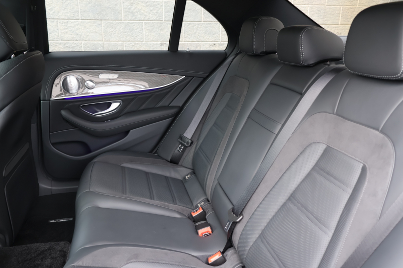 AMG Eクラス E43 4MATIC　ｴｸｽｸﾙｰｼﾌﾞPKG ﾚｰﾀﾞｰｾｰﾌﾃｨPKG ｴｱﾊﾞﾗﾝｽPKG 黒ﾅｯﾊﾟ革 ｼｰﾄﾋｰﾀｰ ﾍﾞﾝﾁﾚｰﾀｰ 純正12.3ｲﾝﾁﾅﾋﾞ地ﾃﾞｼﾞ 360°ｶﾒﾗ Burmesterｻﾗｳﾝﾄﾞ AppleCarPlay Android Auto ﾌｯﾄﾄﾗﾝｸOP ﾏﾙﾁﾋﾞｰﾑLED AMG20AW　2年保証