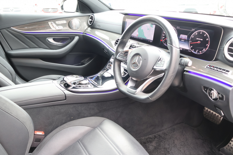 AMG Eクラス E43 4MATIC　ｴｸｽｸﾙｰｼﾌﾞPKG ﾚｰﾀﾞｰｾｰﾌﾃｨPKG ｴｱﾊﾞﾗﾝｽPKG 黒ﾅｯﾊﾟ革 ｼｰﾄﾋｰﾀｰ ﾍﾞﾝﾁﾚｰﾀｰ 純正12.3ｲﾝﾁﾅﾋﾞ地ﾃﾞｼﾞ 360°ｶﾒﾗ Burmesterｻﾗｳﾝﾄﾞ AppleCarPlay Android Auto ﾌｯﾄﾄﾗﾝｸOP ﾏﾙﾁﾋﾞｰﾑLED AMG20AW　2年保証