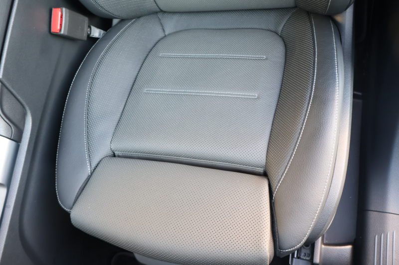 AMG GLB GLB35 4MATIC　AMGｱﾄﾞﾊﾞﾝｽﾄﾞPKG ﾅﾋﾞｹﾞｰｼｮﾝPKG ｴﾅｼﾞｬｲｼﾞﾝｸﾞPKGPLUS ﾚｰﾀﾞｰｾｰﾌﾃｨPKG 1ｵｰﾅｰ ﾊﾟﾉﾗﾐｯｸSR 灰/黒革ｼｰﾄ ｼｰﾄﾋｰﾀｰ ﾍﾞﾝﾁﾚｰﾀｰ MBUX 10.25ｲﾝﾁﾅﾋﾞ地ﾃﾞｼﾞ 360度ｶﾒﾗ ﾜｲﾔﾚｽﾁｬｰｼﾞﾝｸﾞ HUD AMG19AW　2年保証