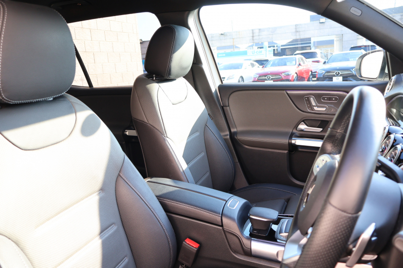 AMG GLB GLB35 4MATIC　AMGｱﾄﾞﾊﾞﾝｽﾄﾞPKG ﾅﾋﾞｹﾞｰｼｮﾝPKG ｴﾅｼﾞｬｲｼﾞﾝｸﾞPKGPLUS ﾚｰﾀﾞｰｾｰﾌﾃｨPKG 1ｵｰﾅｰ ﾊﾟﾉﾗﾐｯｸSR 灰/黒革ｼｰﾄ ｼｰﾄﾋｰﾀｰ ﾍﾞﾝﾁﾚｰﾀｰ MBUX 10.25ｲﾝﾁﾅﾋﾞ地ﾃﾞｼﾞ 360度ｶﾒﾗ ﾜｲﾔﾚｽﾁｬｰｼﾞﾝｸﾞ HUD AMG19AW　2年保証