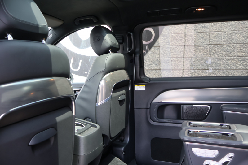 メルセデスベンツ Vクラス V220d ｴｸｽｸﾙｰｼｰﾌﾞ ﾛﾝｸﾞ ﾌﾟﾗﾁﾅｽｲｰﾄ(受注生産ﾓﾃﾞﾙ)　ﾚｰﾀﾞｰｾｰﾌﾃｨPKG 1ｵｰﾅｰ ﾊﾟﾉﾗﾐｯｸSR 黒ﾅｯﾊﾟ革 2列目ｴｸｽｸﾙｰｼﾌﾞｼｰﾄ ｼｰﾄH ﾍﾞﾝﾁﾚｰﾀｰ MBUX 10.25ｲﾝﾁﾅﾋﾞ地ﾃﾞｼﾞ Burmesterｻﾗｳﾝﾄﾞ 冷蔵庫付ｾﾝﾀｰｺﾝｿｰﾙ AMG19AW　新車保証