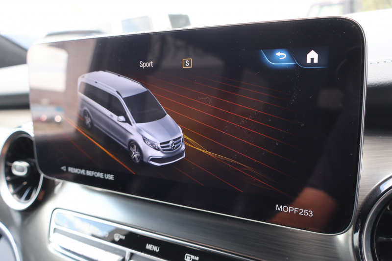 メルセデスベンツ Vクラス V220d ｴｸｽｸﾙｰｼｰﾌﾞ ﾛﾝｸﾞ ﾌﾟﾗﾁﾅｽｲｰﾄ(受注生産ﾓﾃﾞﾙ)　ﾚｰﾀﾞｰｾｰﾌﾃｨPKG 1ｵｰﾅｰ ﾊﾟﾉﾗﾐｯｸSR 黒ﾅｯﾊﾟ革 2列目ｴｸｽｸﾙｰｼﾌﾞｼｰﾄ ｼｰﾄH ﾍﾞﾝﾁﾚｰﾀｰ MBUX 10.25ｲﾝﾁﾅﾋﾞ地ﾃﾞｼﾞ Burmesterｻﾗｳﾝﾄﾞ 冷蔵庫付ｾﾝﾀｰｺﾝｿｰﾙ AMG19AW　新車保証
