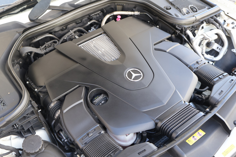 メルセデスベンツ Eクラス E400 4MATIC ｴｸｽｸﾙｰｼﾌﾞ　ﾚｰﾀﾞｰｾｰﾌﾃｨPKG ﾍﾞｰｼﾞｭﾅｯﾊﾟ革 ｼｰﾄﾋｰﾀｰ 純正12.3ｲﾝﾁﾅﾋﾞ地ﾃﾞｼﾞ 360°ｶﾒﾗ Applecarplay Android Auto 電動Rｹﾞｰﾄ ﾌｯﾄﾄﾗﾝｸOP ﾏﾙﾁﾋﾞｰﾑLED AIRBODYｻｽ 純正18AW　2年保証