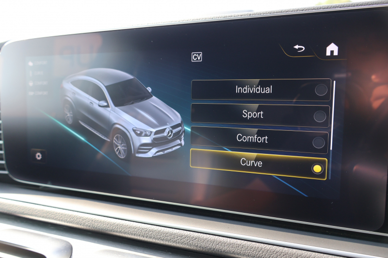 メルセデスベンツ GLE GLE400d 4MATIC ｸｰﾍﾟ ｽﾎﾟｰﾂ　E-ACTIVE BODY CONTROLPKG ﾚｰﾀﾞｰｾｰﾌﾃｨPKG ｴﾅｼﾞｬｲｼﾞﾝｸﾞPKG ﾊﾟﾉﾗﾏSR 黒ﾅｯﾊﾟ革 ｼｰﾄﾋｰﾀｰ ﾍﾞﾝﾁﾚｰﾀｰ 純正12.3ｲﾝﾁﾅﾋﾞTV MBUX Burmester ﾌｯﾄﾄﾗﾝｸOP 温冷ｶｯﾌﾟﾎﾙﾀﾞｰ HUD Rｸﾗｲﾒｰﾄ AMG21ｲﾝﾁAW　2年保証