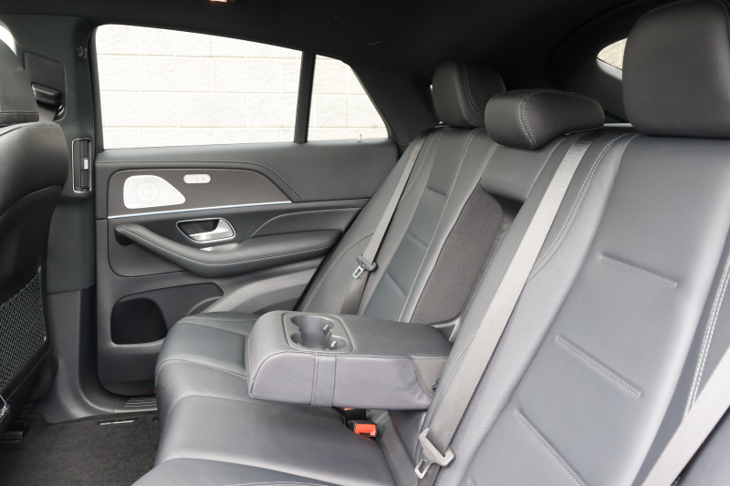 メルセデスベンツ GLE GLE400d 4MATIC ｸｰﾍﾟ ｽﾎﾟｰﾂ　E-ACTIVE BODY CONTROLPKG ﾚｰﾀﾞｰｾｰﾌﾃｨPKG ｴﾅｼﾞｬｲｼﾞﾝｸﾞPKG ﾊﾟﾉﾗﾏSR 黒ﾅｯﾊﾟ革 ｼｰﾄﾋｰﾀｰ ﾍﾞﾝﾁﾚｰﾀｰ 純正12.3ｲﾝﾁﾅﾋﾞTV MBUX Burmester ﾌｯﾄﾄﾗﾝｸOP 温冷ｶｯﾌﾟﾎﾙﾀﾞｰ HUD Rｸﾗｲﾒｰﾄ AMG21ｲﾝﾁAW　2年保証