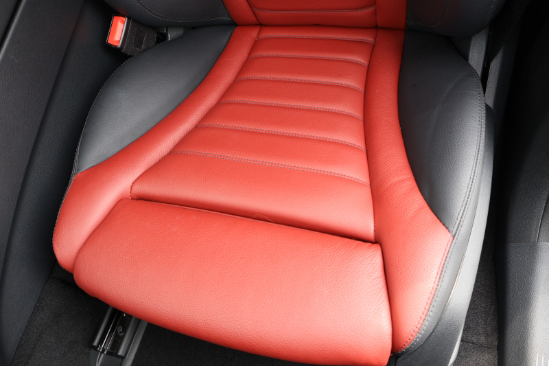 メルセデスベンツ GLCクーペ GLC220d 4MATIC ｸｰﾍﾟ AMGﾗｲﾝ　後期型 ﾚｻﾞｰｴｸｽｸﾙｰｼﾌﾞPKG ﾚｰﾀﾞｰｾｰﾌﾃｨPKG ｴﾅｼﾞｬｲｼﾞﾝｸﾞPKG 1ｵｰﾅｰ ｶﾞﾗｽSR ｸﾗﾝﾍﾞﾘｰ赤革ｼｰﾄ ｼｰﾄﾋｰﾀｰ MBUX 純正10.25ｲﾝﾁﾅﾋﾞ地ﾃﾞｼﾞ ｺｯｸﾋﾟｯﾄDisp AppleCarPlay HUD Rｸﾗｲﾒｰﾄ AMG19ｲﾝﾁAW　2年保証