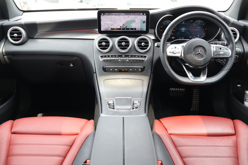 メルセデスベンツ GLCクーペ GLC220d 4MATIC ｸｰﾍﾟ AMGﾗｲﾝ　後期型 ﾚｻﾞｰｴｸｽｸﾙｰｼﾌﾞPKG ﾚｰﾀﾞｰｾｰﾌﾃｨPKG ｴﾅｼﾞｬｲｼﾞﾝｸﾞPKG 1ｵｰﾅｰ ｶﾞﾗｽSR ｸﾗﾝﾍﾞﾘｰ赤革ｼｰﾄ ｼｰﾄﾋｰﾀｰ MBUX 純正10.25ｲﾝﾁﾅﾋﾞ地ﾃﾞｼﾞ ｺｯｸﾋﾟｯﾄDisp AppleCarPlay HUD Rｸﾗｲﾒｰﾄ AMG19ｲﾝﾁAW　2年保証