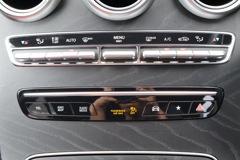 メルセデスベンツ GLCクーペ GLC220d 4MATIC ｸｰﾍﾟ AMGﾗｲﾝ　後期型 ﾚｻﾞｰｴｸｽｸﾙｰｼﾌﾞPKG ﾚｰﾀﾞｰｾｰﾌﾃｨPKG ｴﾅｼﾞｬｲｼﾞﾝｸﾞPKG 1ｵｰﾅｰ ｶﾞﾗｽSR ｸﾗﾝﾍﾞﾘｰ赤革ｼｰﾄ ｼｰﾄﾋｰﾀｰ MBUX 純正10.25ｲﾝﾁﾅﾋﾞ地ﾃﾞｼﾞ ｺｯｸﾋﾟｯﾄDisp AppleCarPlay HUD Rｸﾗｲﾒｰﾄ AMG19ｲﾝﾁAW　2年保証