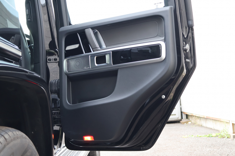 メルセデスベンツ Gクラス G400d AMGﾗｲﾝ G manufakturﾌﾟﾛｸﾞﾗﾑ　ﾗｸﾞｼﾞｭｱﾘｰPKG ﾚｰﾀﾞｰｾｰﾌﾃｨPKG ｶﾞﾗｽSR 灰ﾅｯﾊﾟ革 ｼｰﾄH ﾍﾞﾝﾁﾚｰﾀｰ 純正12.3ｲﾝﾁﾅﾋﾞ地ﾃﾞｼﾞ Burmesterｻﾗｳﾝﾄﾞ AppleCarPlay 360度ｶﾒﾗ  ｱﾀﾞﾌﾟﾃｨﾌﾞﾀﾞﾝﾋﾟﾝｸﾞ AMG20AW　2年保証