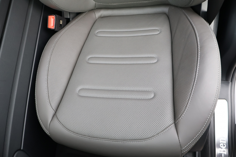 メルセデスベンツ Gクラス G400d AMGﾗｲﾝ G manufakturﾌﾟﾛｸﾞﾗﾑ　ﾗｸﾞｼﾞｭｱﾘｰPKG ﾚｰﾀﾞｰｾｰﾌﾃｨPKG ｶﾞﾗｽSR 灰ﾅｯﾊﾟ革 ｼｰﾄH ﾍﾞﾝﾁﾚｰﾀｰ 純正12.3ｲﾝﾁﾅﾋﾞ地ﾃﾞｼﾞ Burmesterｻﾗｳﾝﾄﾞ AppleCarPlay 360度ｶﾒﾗ  ｱﾀﾞﾌﾟﾃｨﾌﾞﾀﾞﾝﾋﾟﾝｸﾞ AMG20AW　2年保証