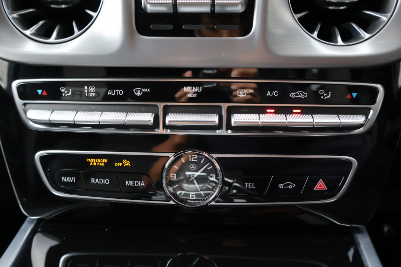 メルセデスベンツ Gクラス G400d AMGﾗｲﾝ G manufakturﾌﾟﾛｸﾞﾗﾑ　ﾗｸﾞｼﾞｭｱﾘｰPKG ﾚｰﾀﾞｰｾｰﾌﾃｨPKG ｶﾞﾗｽSR 灰ﾅｯﾊﾟ革 ｼｰﾄH ﾍﾞﾝﾁﾚｰﾀｰ 純正12.3ｲﾝﾁﾅﾋﾞ地ﾃﾞｼﾞ Burmesterｻﾗｳﾝﾄﾞ AppleCarPlay 360度ｶﾒﾗ  ｱﾀﾞﾌﾟﾃｨﾌﾞﾀﾞﾝﾋﾟﾝｸﾞ AMG20AW　2年保証