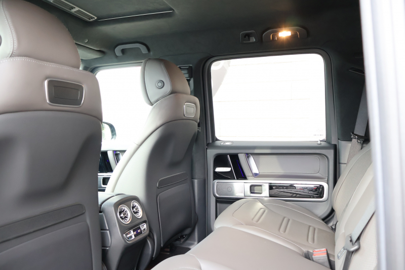 メルセデスベンツ Gクラス G400d AMGﾗｲﾝ G manufakturﾌﾟﾛｸﾞﾗﾑ　ﾗｸﾞｼﾞｭｱﾘｰPKG ﾚｰﾀﾞｰｾｰﾌﾃｨPKG ｶﾞﾗｽSR 灰ﾅｯﾊﾟ革 ｼｰﾄH ﾍﾞﾝﾁﾚｰﾀｰ 純正12.3ｲﾝﾁﾅﾋﾞ地ﾃﾞｼﾞ Burmesterｻﾗｳﾝﾄﾞ AppleCarPlay 360度ｶﾒﾗ  ｱﾀﾞﾌﾟﾃｨﾌﾞﾀﾞﾝﾋﾟﾝｸﾞ AMG20AW　2年保証