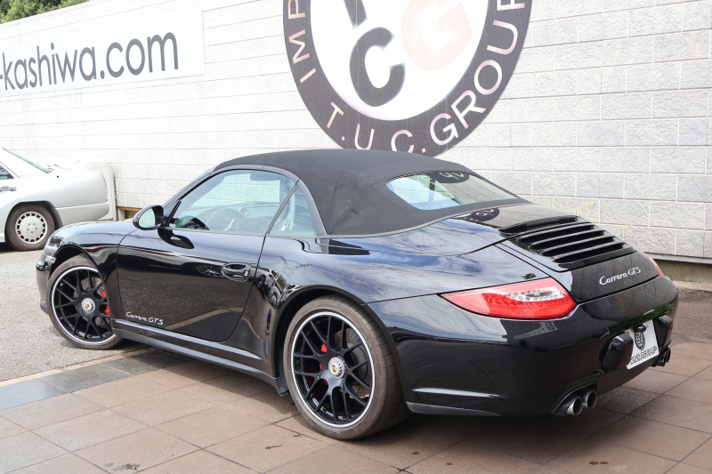 ポルシェ 911(Type997) 911 ｶﾚﾗ GTS ｶﾌﾞﾘｵﾚ　MY12 新車並行 左ﾊﾝﾄﾞﾙ 黒幌 ｽﾎﾟｰﾂｸﾛﾉPKG ｶｰﾎﾞﾝｲﾝﾃﾘｱPKG  ｱﾀﾞﾌﾟﾃｨﾌﾞｽﾎﾟｰﾂｼｰﾄ ｼｰﾄﾋｰﾀｰ ｹﾝｳｯﾄﾞSDﾅﾋﾞTV Bﾓﾆﾀｰ PASM ｽﾎﾟｰﾂｴｸﾞｿﾞｰｽﾄｼｽﾃﾑ RSｽﾊﾟｲﾀﾞｰ19AW　2年保証