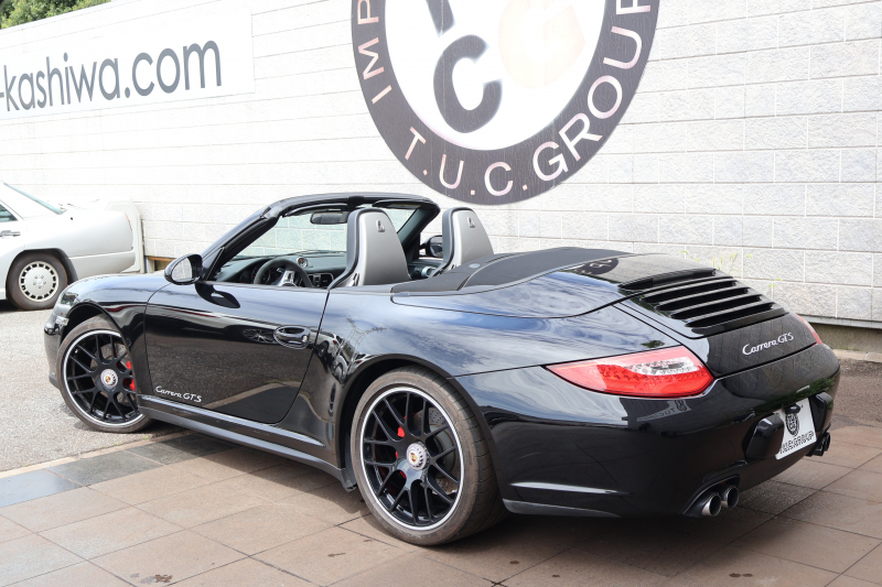 ポルシェ 911(Type997) 911 ｶﾚﾗ GTS ｶﾌﾞﾘｵﾚ　MY12 新車並行 左ﾊﾝﾄﾞﾙ 黒幌 ｽﾎﾟｰﾂｸﾛﾉPKG ｶｰﾎﾞﾝｲﾝﾃﾘｱPKG  ｱﾀﾞﾌﾟﾃｨﾌﾞｽﾎﾟｰﾂｼｰﾄ ｼｰﾄﾋｰﾀｰ ｹﾝｳｯﾄﾞSDﾅﾋﾞTV Bﾓﾆﾀｰ PASM ｽﾎﾟｰﾂｴｸﾞｿﾞｰｽﾄｼｽﾃﾑ RSｽﾊﾟｲﾀﾞｰ19AW　2年保証