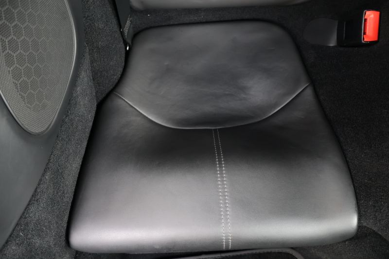 ポルシェ 911(Type997) 911 ｶﾚﾗ GTS ｶﾌﾞﾘｵﾚ　MY12 新車並行 左ﾊﾝﾄﾞﾙ 黒幌 ｽﾎﾟｰﾂｸﾛﾉPKG ｶｰﾎﾞﾝｲﾝﾃﾘｱPKG  ｱﾀﾞﾌﾟﾃｨﾌﾞｽﾎﾟｰﾂｼｰﾄ ｼｰﾄﾋｰﾀｰ ｹﾝｳｯﾄﾞSDﾅﾋﾞTV Bﾓﾆﾀｰ PASM ｽﾎﾟｰﾂｴｸﾞｿﾞｰｽﾄｼｽﾃﾑ RSｽﾊﾟｲﾀﾞｰ19AW　2年保証