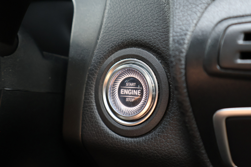 メルセデスベンツ GLC GLC220d 4MATIC AMGﾗｲﾝ　後期型 ﾚｻﾞｰｴｸｽｸﾙｰｼﾌﾞPKG ﾚｰﾀﾞｰｾｰﾌﾃｨPKG ｴｱﾊﾞﾗﾝｽPKG ﾊﾟﾉﾗﾐｯｸSR 黒革 ｼｰﾄﾋｰﾀ ﾍﾞﾝﾁﾚｰﾀ MBUX 純正10.25ｲﾝﾁﾅﾋﾞ地ﾃﾞｼﾞ ｺｯｸﾋﾟｯﾄDisp 360°ｶﾒﾗ Burmester ﾌｯﾄﾄﾗﾝｸOP HUD AMG19ｲﾝﾁAW　2年保証
