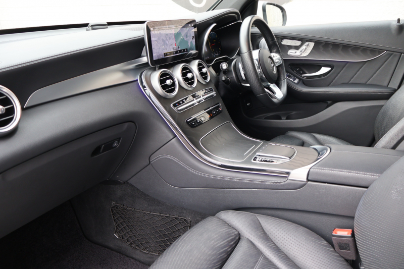 メルセデスベンツ GLC GLC220d 4MATIC AMGﾗｲﾝ　後期型 ﾚｻﾞｰｴｸｽｸﾙｰｼﾌﾞPKG ﾚｰﾀﾞｰｾｰﾌﾃｨPKG ｴｱﾊﾞﾗﾝｽPKG ﾊﾟﾉﾗﾐｯｸSR 黒革 ｼｰﾄﾋｰﾀ ﾍﾞﾝﾁﾚｰﾀ MBUX 純正10.25ｲﾝﾁﾅﾋﾞ地ﾃﾞｼﾞ ｺｯｸﾋﾟｯﾄDisp 360°ｶﾒﾗ Burmester ﾌｯﾄﾄﾗﾝｸOP HUD AMG19ｲﾝﾁAW　2年保証