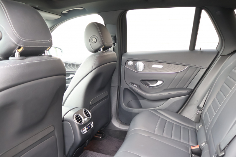 メルセデスベンツ GLC GLC220d 4MATIC AMGﾗｲﾝ　後期型 ﾚｻﾞｰｴｸｽｸﾙｰｼﾌﾞPKG ﾚｰﾀﾞｰｾｰﾌﾃｨPKG ｴｱﾊﾞﾗﾝｽPKG ﾊﾟﾉﾗﾐｯｸSR 黒革 ｼｰﾄﾋｰﾀ ﾍﾞﾝﾁﾚｰﾀ MBUX 純正10.25ｲﾝﾁﾅﾋﾞ地ﾃﾞｼﾞ ｺｯｸﾋﾟｯﾄDisp 360°ｶﾒﾗ Burmester ﾌｯﾄﾄﾗﾝｸOP HUD AMG19ｲﾝﾁAW　2年保証