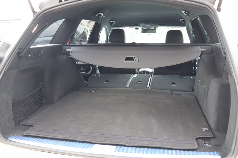 メルセデスベンツ Eクラス E250 ｽﾃｰｼｮﾝﾜｺﾞﾝ AVG ｽﾎﾟｰﾂ　AMGｽﾀｲﾘﾝｸﾞPKG ﾚｰﾀﾞｰｾｰﾌﾃｨPKG 黒ﾊｰﾌ革 ｼｰﾄﾋｰﾀｰ 純正ﾅﾋﾞ地ﾃﾞｼﾞ 360°ｶﾒﾗ Applecarplay Android Auto 電動Rｹﾞｰﾄ ﾌｯﾄﾄﾗﾝｸOP ﾏﾙﾁﾋﾞｰﾑLED HUD PTS AMG19AW　2年保証