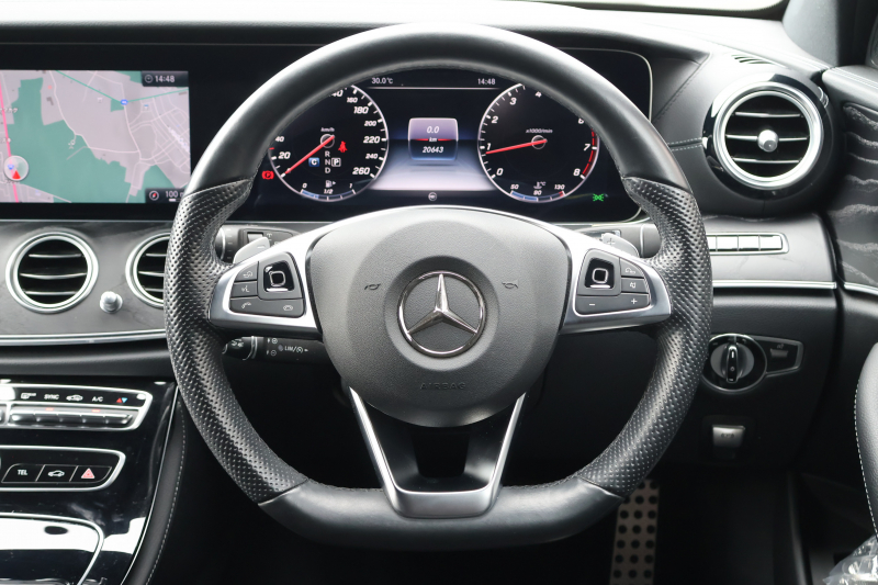 メルセデスベンツ Eクラス E250 ｽﾃｰｼｮﾝﾜｺﾞﾝ AVG ｽﾎﾟｰﾂ　AMGｽﾀｲﾘﾝｸﾞPKG ﾚｰﾀﾞｰｾｰﾌﾃｨPKG 黒ﾊｰﾌ革 ｼｰﾄﾋｰﾀｰ 純正ﾅﾋﾞ地ﾃﾞｼﾞ 360°ｶﾒﾗ Applecarplay Android Auto 電動Rｹﾞｰﾄ ﾌｯﾄﾄﾗﾝｸOP ﾏﾙﾁﾋﾞｰﾑLED HUD PTS AMG19AW　2年保証