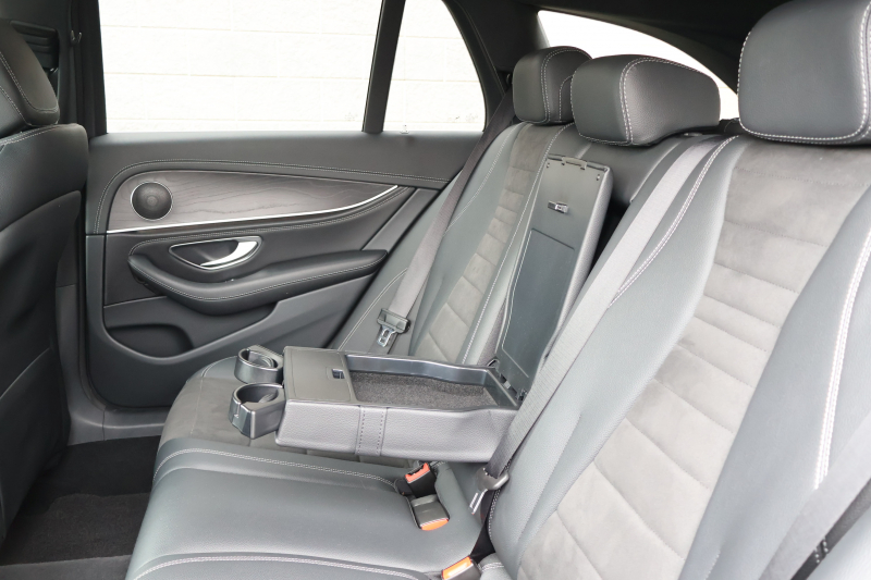 メルセデスベンツ Eクラス E250 ｽﾃｰｼｮﾝﾜｺﾞﾝ AVG ｽﾎﾟｰﾂ　AMGｽﾀｲﾘﾝｸﾞPKG ﾚｰﾀﾞｰｾｰﾌﾃｨPKG 黒ﾊｰﾌ革 ｼｰﾄﾋｰﾀｰ 純正ﾅﾋﾞ地ﾃﾞｼﾞ 360°ｶﾒﾗ Applecarplay Android Auto 電動Rｹﾞｰﾄ ﾌｯﾄﾄﾗﾝｸOP ﾏﾙﾁﾋﾞｰﾑLED HUD PTS AMG19AW　2年保証