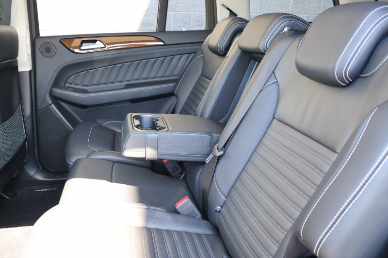 メルセデスベンツ GLS GLS350d 4MATIC ｽﾎﾟｰﾂ　ﾚｰﾀﾞｰｾｰﾌﾃｨPKG AMGｽﾀｲﾘﾝｸﾞ ﾊﾟﾉﾗﾐｯｸSR 黒ﾅｯﾊﾟ革 全席ｼｰﾄﾋｰﾀｰ 純正8ｲﾝﾁﾅﾋﾞ地ﾃﾞｼﾞ 360度ｶﾒﾗ 電動Rｹﾞｰﾄ harman/kardonﾛｼﾞｯｸ7ｻｳﾝﾄﾞｼｽﾃﾑ AppleCarPlay LEDﾍｯﾄﾞ ﾗﾝﾆﾝｸﾞﾎﾞｰﾄﾞ AMG21AW　2年保証
